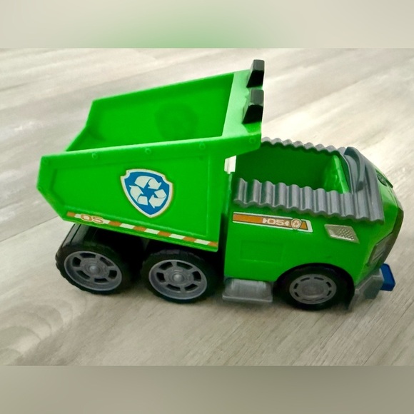 PAW Patrol Rescue Rocky Recycling Truck Moving Front Claw Truck Only Set Of 3 - Picture 4 of 4